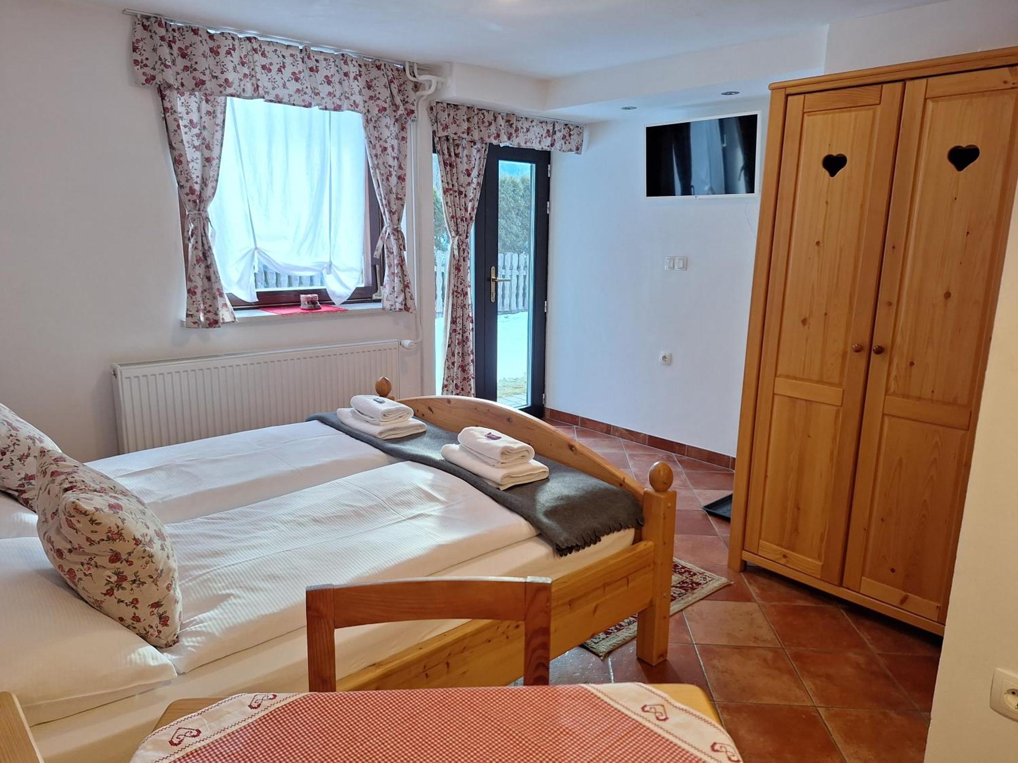 Apartments Mertelj Kranjska Gora Esterno foto